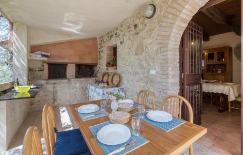 Viesnīcas āriene, 1 Bedroom Gorgeous Home In Montebuono in Montebuono In Sabina
