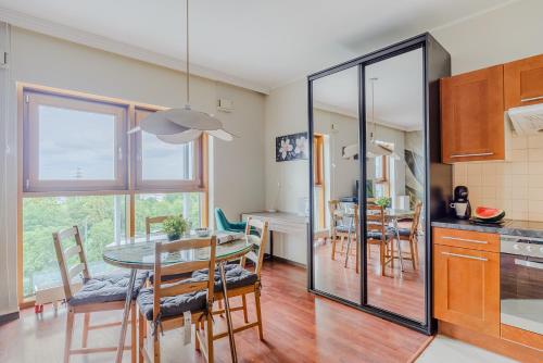 Gdanski Business Center Apartments - image 4