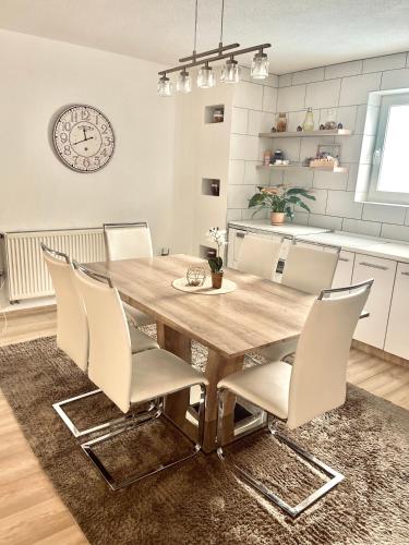 Apartman Kiss in 亚伊采