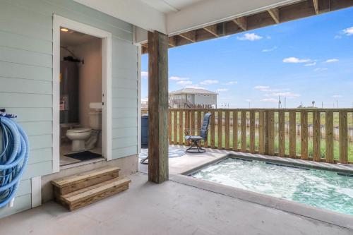 Private Pool - Golf Cart Accessible Boardwalk -BBQ in Port Aransas, USA