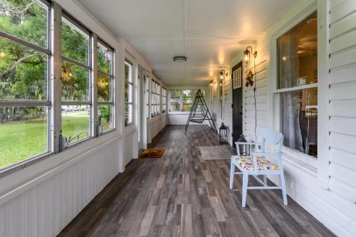 Private Ensuite In Historic Home in Winter Haven, USA