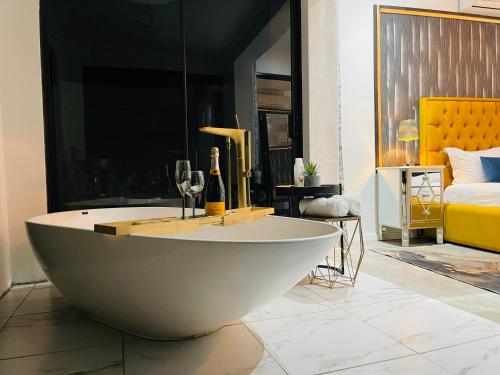 24 On Basil Boutique Luxury hotel - image 5