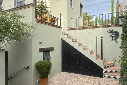 Lovely home with terrace views - Casa Cielo Grande in San Miguel de Allende, Mexico