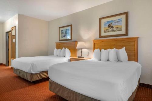 . Best Western Devils Tower Inn