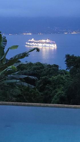 Suite Nova com vista para o mar in Praia de Santa Tereza