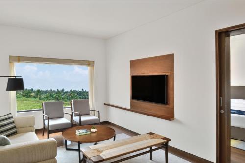 Port Muziris A Tribute Portfolio Hotel By Marriott Kochi Airport - image 4