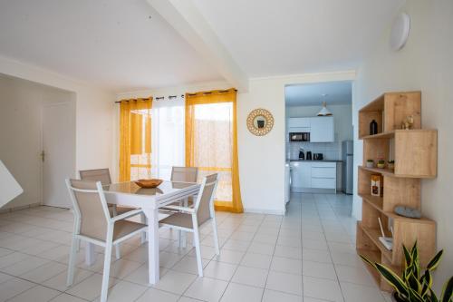 Appartement les pieds dans l'eau in Sainte Anne