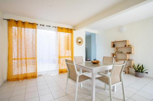 Appartement les pieds dans l'eau in Sainte Anne