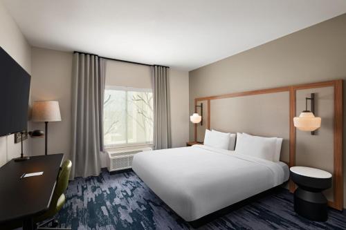 Standard King Room
