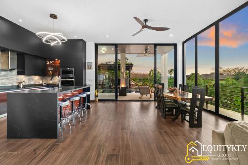 Casa Luna Amarillo - Your Pacific Escape! in ปลายา แอร์โมซา