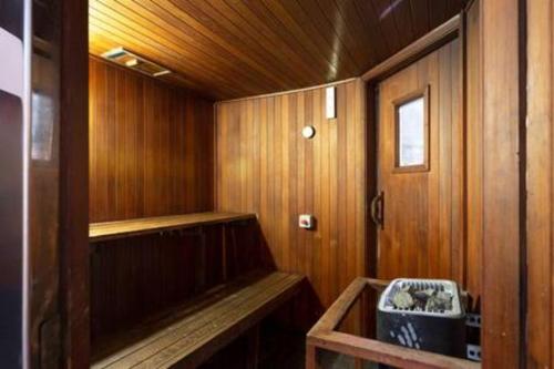 1 bedroom Apartment 437 Bourke Street - image 5