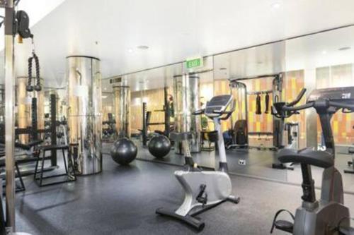 1 bedroom Apartment 437 Bourke Street - image 7