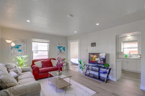 30 days minimum only, Entire Lovely 3-Bedroom Home w Yard, Parking in Chula Vista, USA