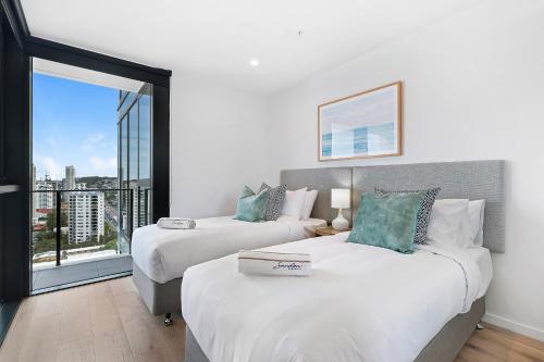 Three-Bedroom Apartment image 10