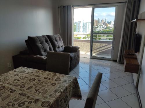 . Apartamento com mobília nova 302