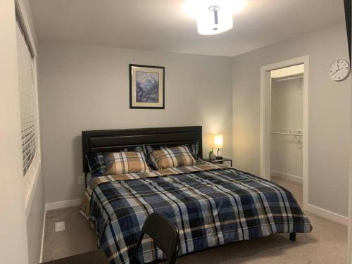 Exquisite 3 BR Villa with Double Garage-King Bed