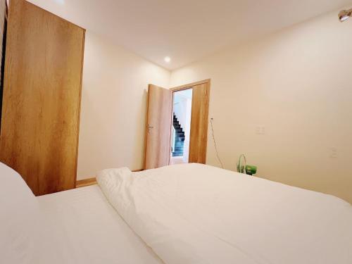 TTR Waterfall View Apartment