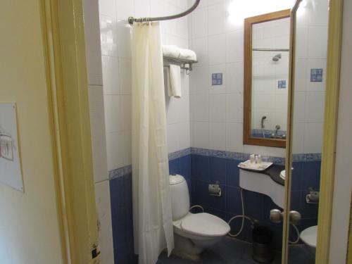 2 twin beds