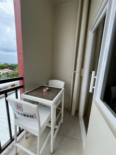 RRS Cabin, Primeworld District