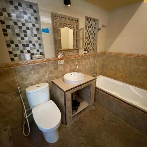 room detail thumbnail 2