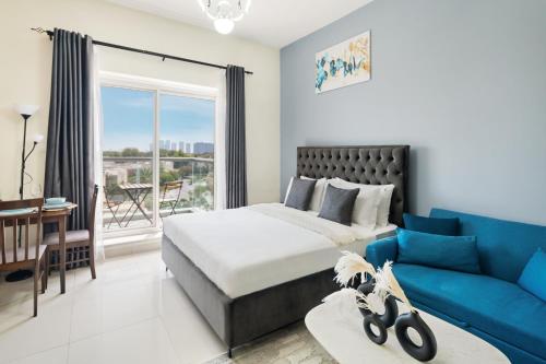 Stylish Sports City Studio Golf View Poolgym, Dubaï (photo 8)