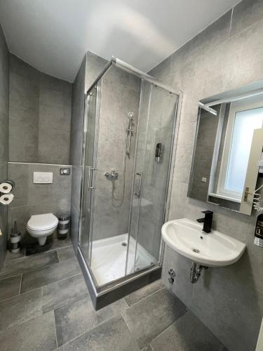 THE PLACE HOTEL - Frankfurt City Messe - image 2