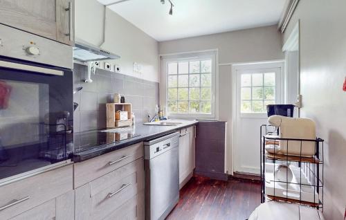 virtuve, Beautiful Home In Vittefleur With Wifi in Vittefleur