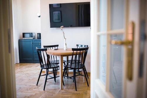 EASY RENT Apartments- Fontana Boutique - image 4