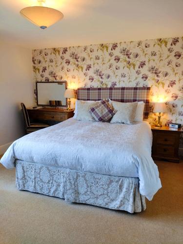 Chough's Nest Hotel - main image