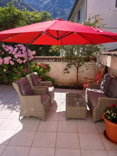 Kotor Sunrise Apartments - image 2