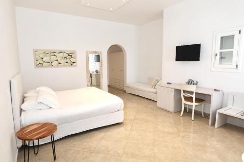 Margie Mykonos Hotel - image 8
