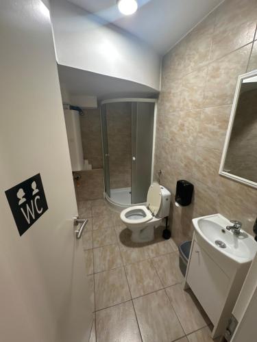 Granada Rooms, Любляна (фото 8)