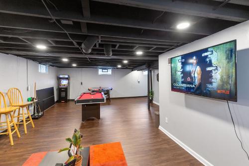 Spotless Home With Many Activities Great Location in Royal Oak, USA