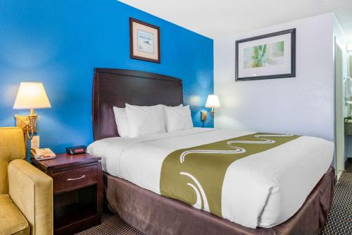 Quality Inn Sarasota North Near Lido Key Beach in Sarasota, USA