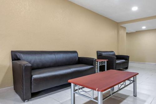 Clarion Inn International Drive - image 10