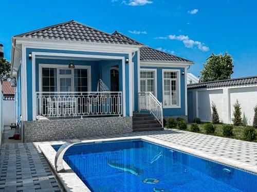 Three-Bedroom Chalet