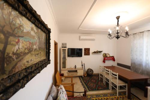 Bed in 6-Bed Mixed Dormitory Room image 10
