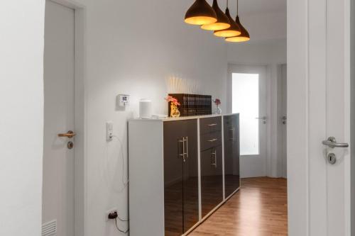 Altstadt - Exklusive 3-Zi-Wohnung für 6 Personen mit 90 qm, großer Dachterrasse, Parkplatz, WLAN, Núremberg (foto 6)