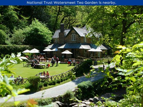 Chough's Nest Hotel - image 10