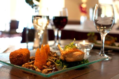 Bridgewood Manor Hotel & Spa - image 14