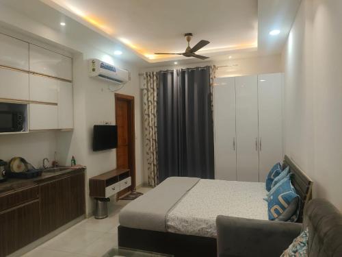 North Eye Studio, Noida