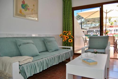 Two-Bedroom Apartment with Terrace image 5