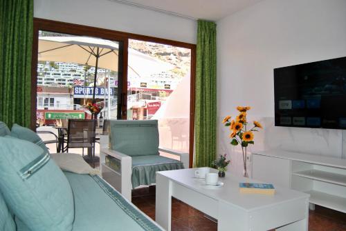Two-Bedroom Apartment with Terrace image 7
