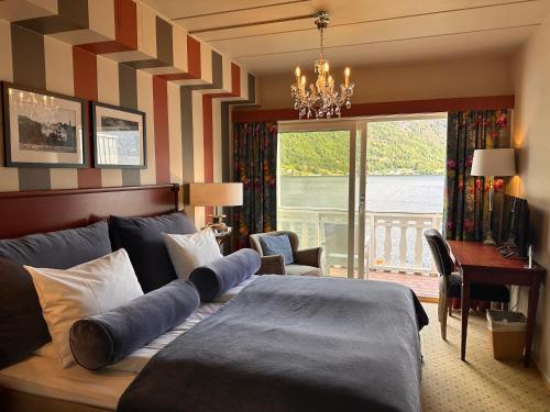 1 double bed