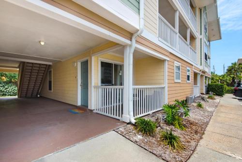 St. Martin Beachwalk Villas 412 by RealJoy Vacations - image 11