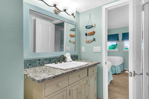 Beach House 204A by Real Joy Vacations - image 11