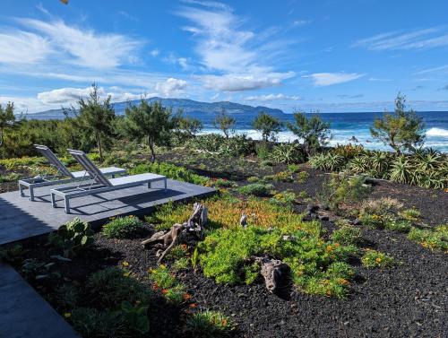 สภาพแวดล้อมโดยรอบ, Casa Baleia Laranja Ocean-Front in บันเดรัส