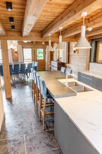 Les Chalets d'Adelphine - image 13