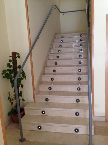 設施, Hostal El Poligono in 薩莫拉市中心