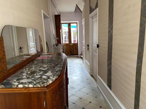 Ieeja, Gîte le Voltaire (Gite le Voltaire) in Vermenton